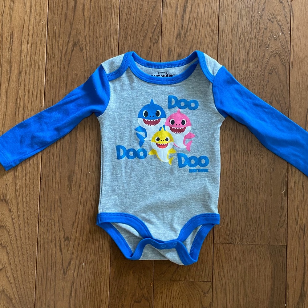 NWOT - Baby Shark Long-Sleeve Onesie (6-9 Months)